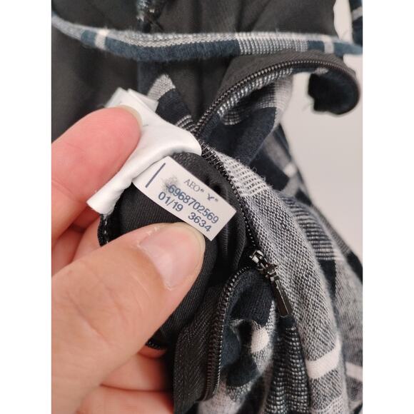 American Eagle Outfitters Black Gray Plaid Jumpsuit Belted Stretch Back Large - Picture 8 of 15